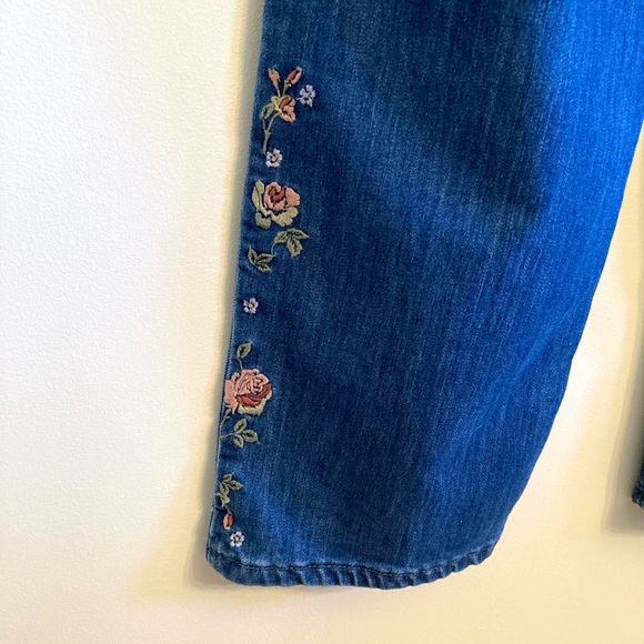 Christopher & Banks Jeans - Picture 5 of 13